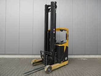 Used Forklift Truck OM XR 14 ELEKTRO SCHUBMASTSTAPLER (12826535) backdrop
