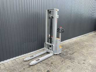Used Forklift Truck STILL CT10 ELEKTRO HOCHHUBWAGENDEICHSEL (13070230) backdrop