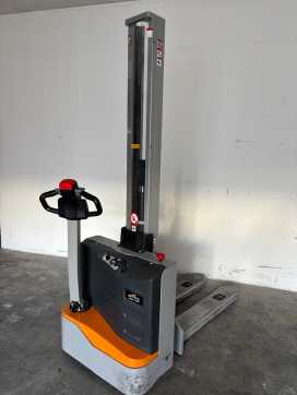 Used Forklift Truck STILL ECV10IC ELEKTRO HOCHHUBWAGENDEICHSEL (13072943) backdrop