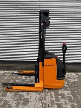 Used Forklift Truck STILL EGP 14 ELEKTRO HOCHHUBWAGENDEICHSEL (13021685) backdrop