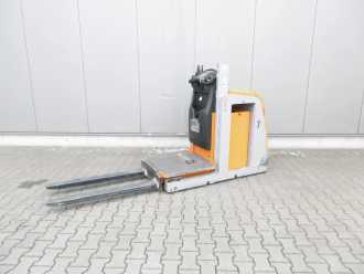 Used Forklift Truck STILL EK-X 790 ELEKTRO HOCHHUBKOMMISSIONIERER (12923504) backdrop