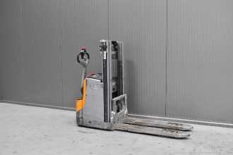 Used Forklift Truck STILL EXD 18 L /58642/ ELEKTRO HOCHHUBKOMMISSIONIERER (13064989) backdrop