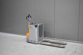 Used Forklift Truck STILL EXU-H 20 /55638/ ELEKTRO HOCHHUBKOMMISSIONIERER (12998415) backdrop