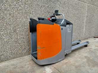 Used Forklift Truck STILL EXU-S22 ELEKTRO NIEDERHUBWAGENSEMIELEKTRISCH (13049737) backdrop