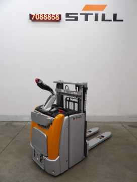 Used Forklift Truck STILL EXV-SF14 ELEKTRO HOCHHUBWAGENFAHRERSTAND (13068739) backdrop