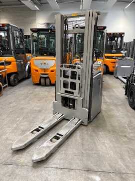 Used Forklift Truck STILL EXV14I_NEUE.BATT. ELEKTRO HOCHHUBWAGENDEICHSEL (13033830)