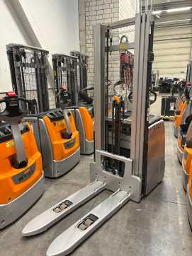 Used Forklift Truck STILL EXV16I ELEKTRO HOCHHUBWAGENDEICHSEL (13059277)