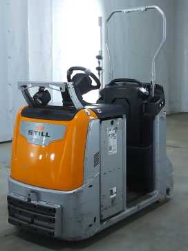 Used Forklift Truck STILL LTX50 HYBRID SCHLEPPER (13042360) backdrop