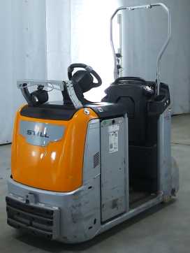 Used Forklift Truck STILL LTX50 HYBRID SCHLEPPER (13042361) backdrop