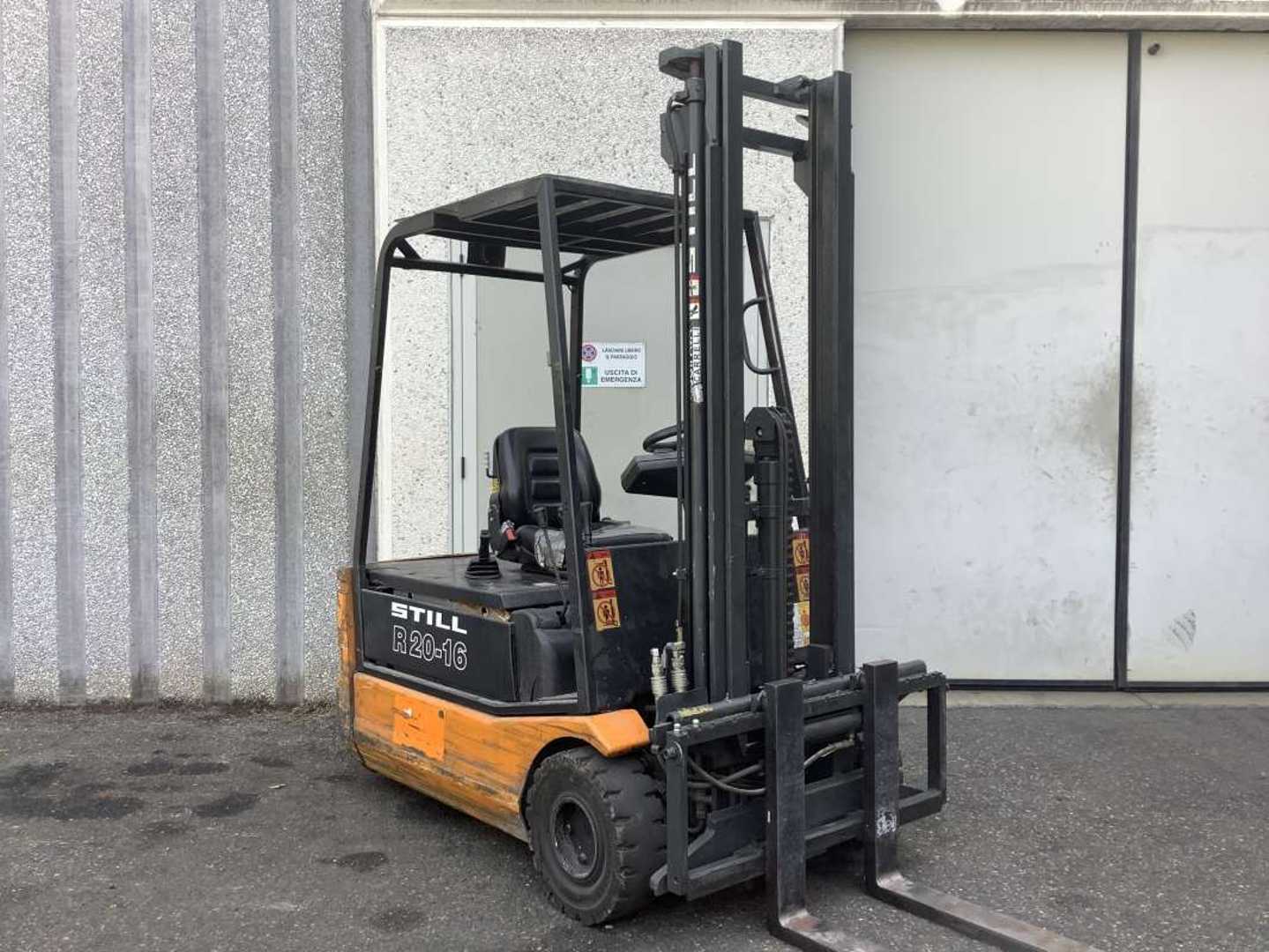 Used Forklift Truck STILL R 20-16 ELEKTRO DREIRADFRONTSTAPLER (13064103)