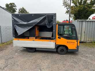 Used Forklift Truck STILL R07-25 ELEKTRO SCHLEPPER (13012713) backdrop