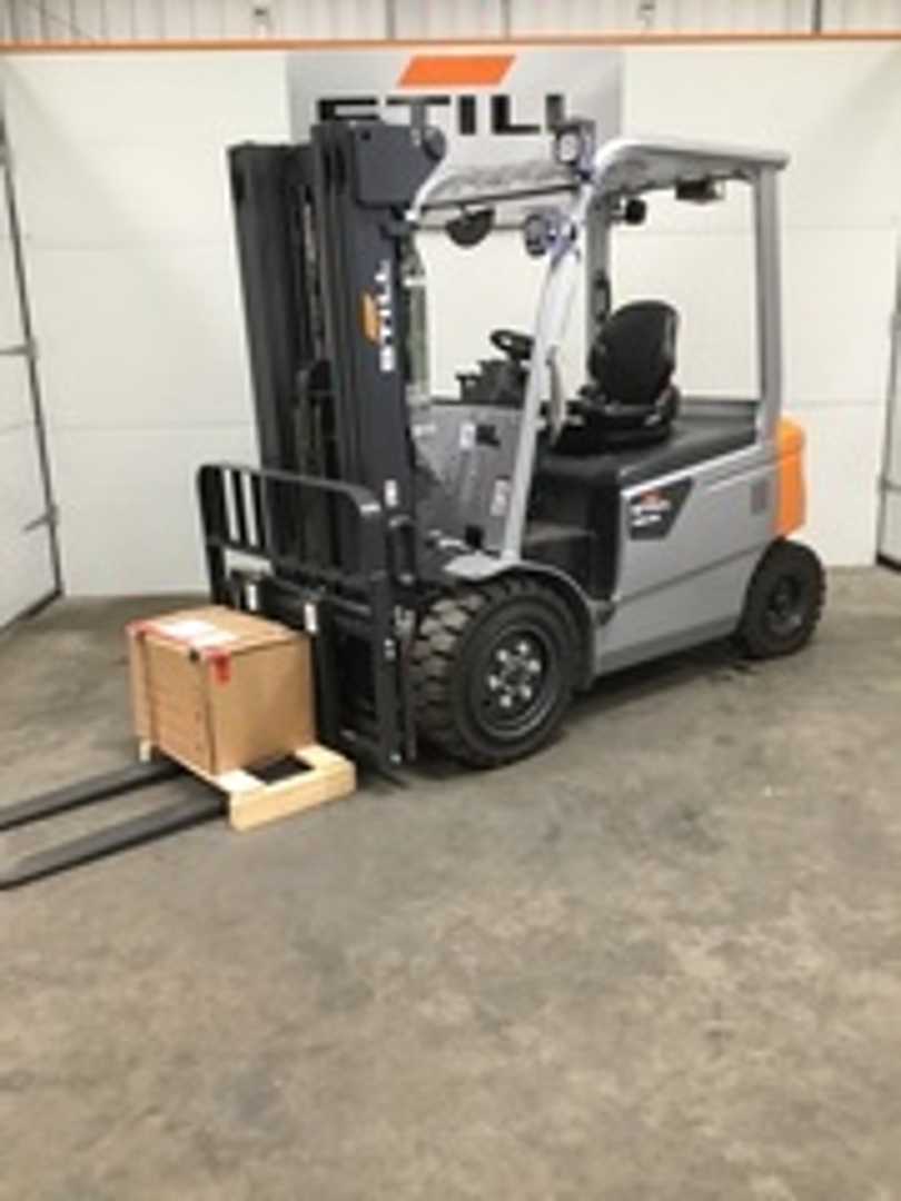 Used Forklift Truck STILL RCE30 ELEKTRO VIERRADFRONTSTAPLER (13072612)