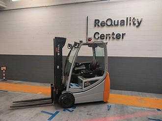 Used Forklift Truck STILL RX 20-18 ELEKTRO DREIRADFRONTSTAPLER (13053328) backdrop