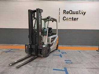 Used Forklift Truck STILL RX 60-30 ELEKTRO VIERRADFRONTSTAPLER (12913939) backdrop