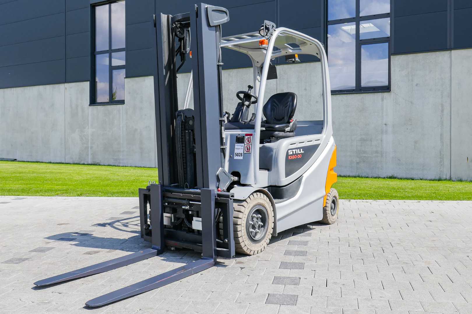 Used Forklift Truck STILL RX 60-30 ELEKTRO VIERRADFRONTSTAPLER (12947708)
