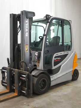 Used Forklift Truck STILL RX 60-35 / AKKU 2023 / 2606 Std. ELEKTRO VIERRADFRONTSTAPLER (13030166) backdrop