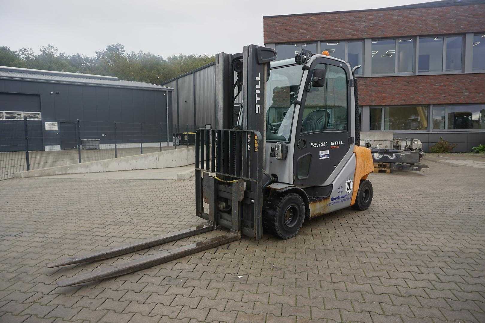 Used Forklift Truck STILL RX 70-30 - Triplex - 1.669 Stunden DIESEL VIERRADFRONTSTAPLER (12994023)