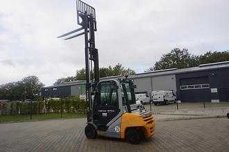 Used Forklift Truck STILL RX 70-30 - Triplex - 1.669 Stunden DIESEL VIERRADFRONTSTAPLER (12994023)