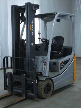 Used Forklift Truck STILL RX20-14C ELEKTRO DREIRADFRONTSTAPLER (13040917) backdrop