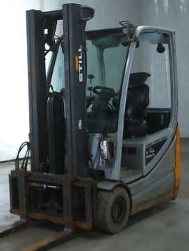 Used Forklift Truck STILL RX20-16C ELEKTRO DREIRADFRONTSTAPLER (13075635) backdrop