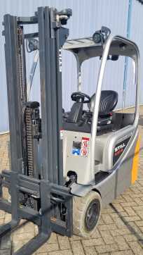 Used Forklift Truck STILL RX20-18NEWBATT ELEKTRO DREIRADFRONTSTAPLER (12993221) backdrop
