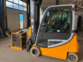 Used Forklift Truck STILL RX20-20P ELEKTRO VIERRADFRONTSTAPLER (13022981) backdrop