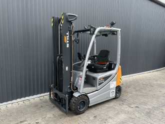 Used Forklift Truck STILL RX20-20P ELEKTRO VIERRADFRONTSTAPLER (13050564) backdrop