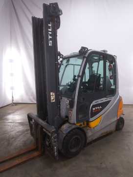 Used Forklift Truck STILL RX60-35 ELEKTRO VIERRADFRONTSTAPLER (12932979) backdrop