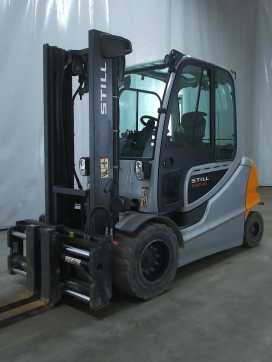 Used Forklift Truck STILL RX60-45 ELEKTRO VIERRADFRONTSTAPLER (13060206) backdrop