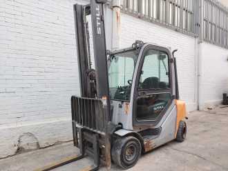 Used Forklift Truck STILL RX70-25T GAS VIERRADFRONTSTAPLER (12998204) backdrop