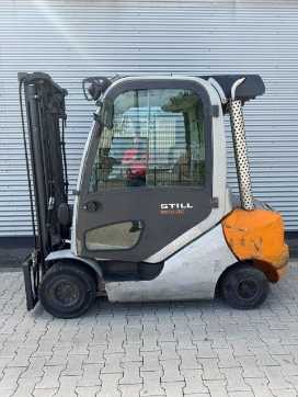 Used Forklift Truck STILL RX70-30 DIESEL VIERRADFRONTSTAPLER (13064547) backdrop