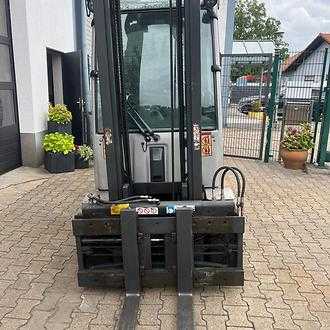 Used Forklift Truck STILL RX70-35T GAS VIERRADFRONTSTAPLER (13064394)