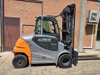 Used Forklift Truck STILL rx60-70 ELEKTRO VIERRADFRONTSTAPLER (13024049) backdrop