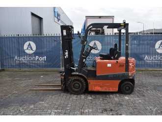 Used Forklift Truck TAILIFT FB25 DIESEL VIERRADFRONTSTAPLER (13041172)