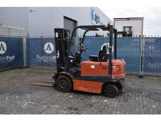 Used Forklift Truck TAILIFT FB25 DIESEL VIERRADFRONTSTAPLER (13041172)