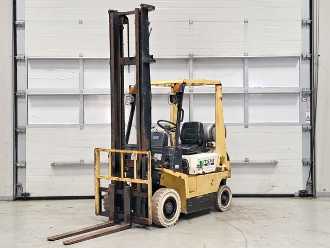Used Forklift Truck TCM FG15N GAS VIERRADFRONTSTAPLER (13053922) backdrop