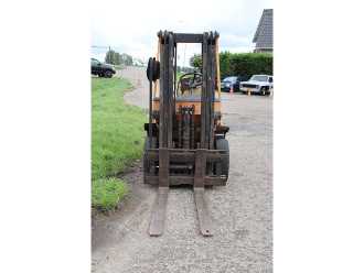Used Forklift Truck TOYOTA 02-4FD20 DIESEL VIERRADFRONTSTAPLER (13065089)