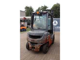 Used Forklift Truck TOYOTA 02-8FDF20 DIESEL VIERRADFRONTSTAPLER (13062925)
