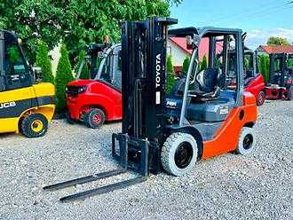 Used Forklift Truck TOYOTA 02-8FDF25 GAS VIERRADFRONTSTAPLER (13064266) backdrop