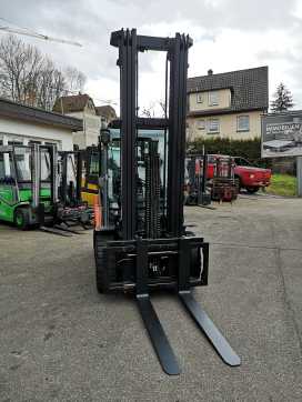 Used Forklift Truck TOYOTA 02-8FDF30 DIESEL VIERRADFRONTSTAPLER (12787822)