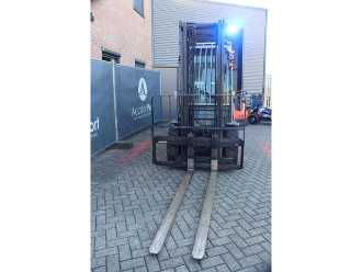 Used Forklift Truck TOYOTA 02-8FDF30 DIESEL VIERRADFRONTSTAPLER (13062977)