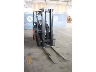 Used Forklift Truck TOYOTA 02-8FGF15 GAS VIERRADFRONTSTAPLER (13047022)