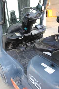 Used Forklift Truck TOYOTA 02-8FGF30 MATRICULADA GAS VIERRADFRONTSTAPLER (13034340)