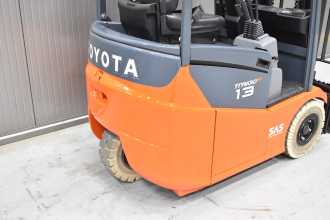 Used Forklift Truck TOYOTA 7FBEST13 /57627/ ELEKTRO DREIRADFRONTSTAPLER (13039647)