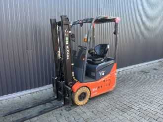 Used Forklift Truck TOYOTA 7FBEST13 ELEKTRO DREIRADFRONTSTAPLER (13075659) backdrop