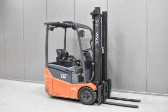 Used Forklift Truck TOYOTA 7FBEST15 /57623/ ELEKTRO DREIRADFRONTSTAPLER (13039944) backdrop