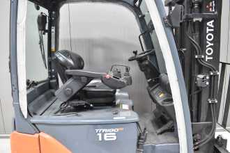 Used Forklift Truck TOYOTA 8FBE16T /57762/ ELEKTRO DREIRADFRONTSTAPLER (13044192)