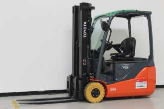 Used Forklift Truck TOYOTA 8FBE16T ELEKTRO DREIRADFRONTSTAPLER (13017292) backdrop