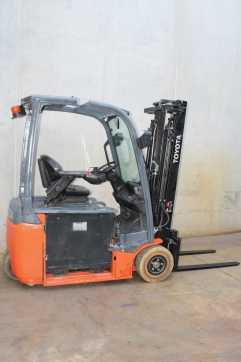 Used Forklift Truck TOYOTA 8FBE16T ELEKTRO DREIRADFRONTSTAPLER (13065191)