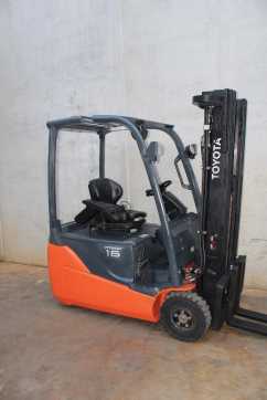 Used Forklift Truck TOYOTA 8FBE16T ELEKTRO DREIRADFRONTSTAPLER (13065193) backdrop